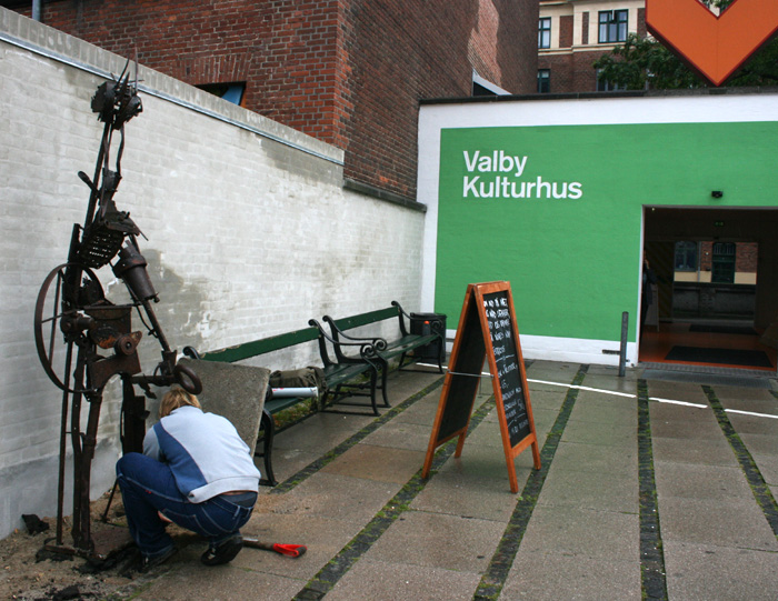 Tejn: sculpture at Valby Kulturhus